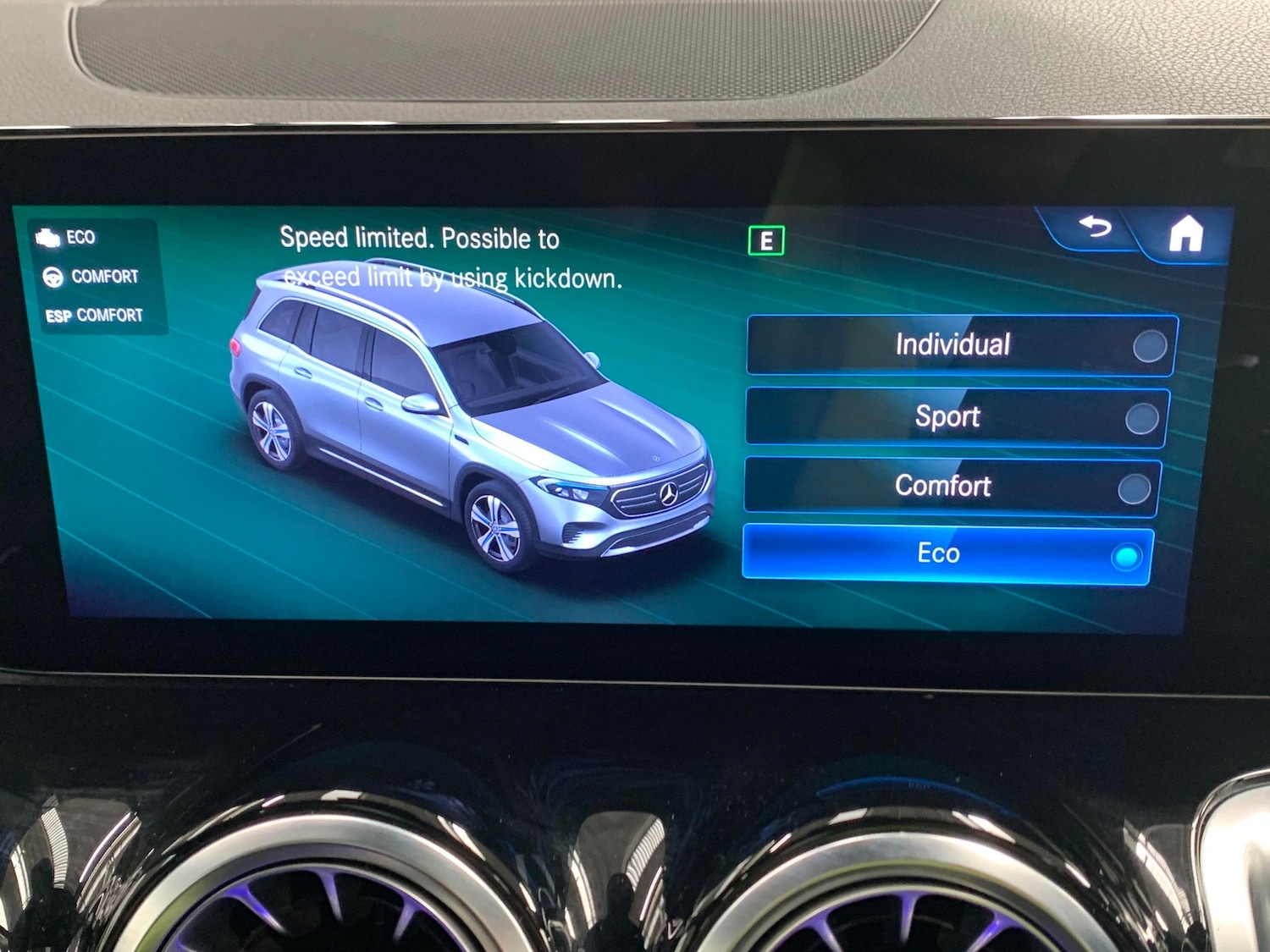 Used Mercedes-Benz EQB 2022 for sale - 76854806: Photo 18