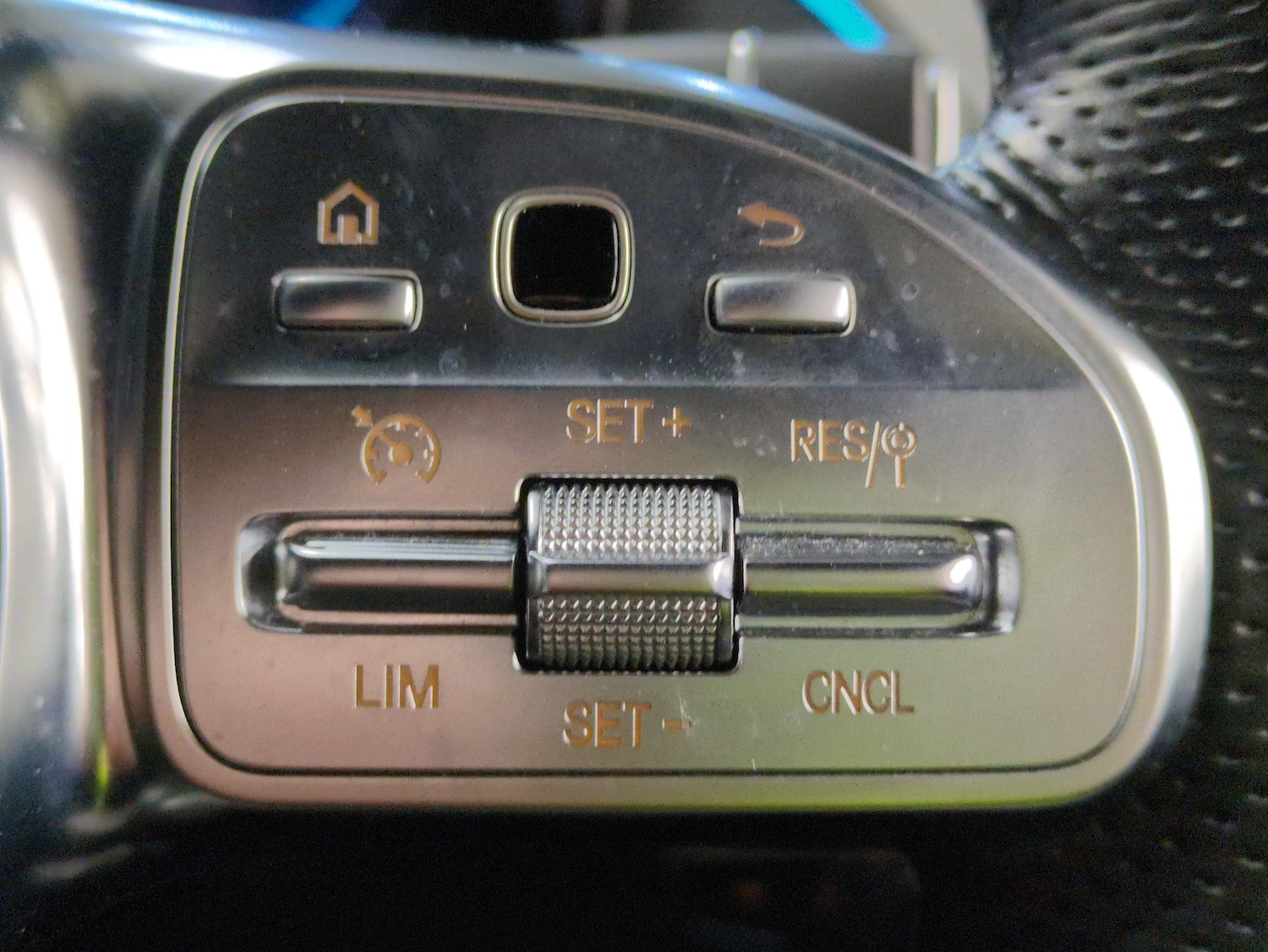 Used Mercedes-Benz EQC 2020 for sale - 77010778: Photo 22