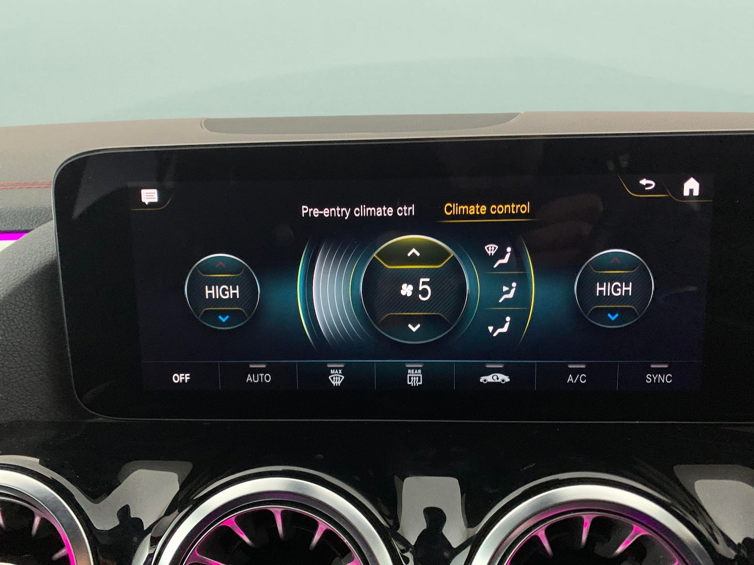 Used Mercedes-Benz EQA 2022 for sale - 77059227: Photo 19