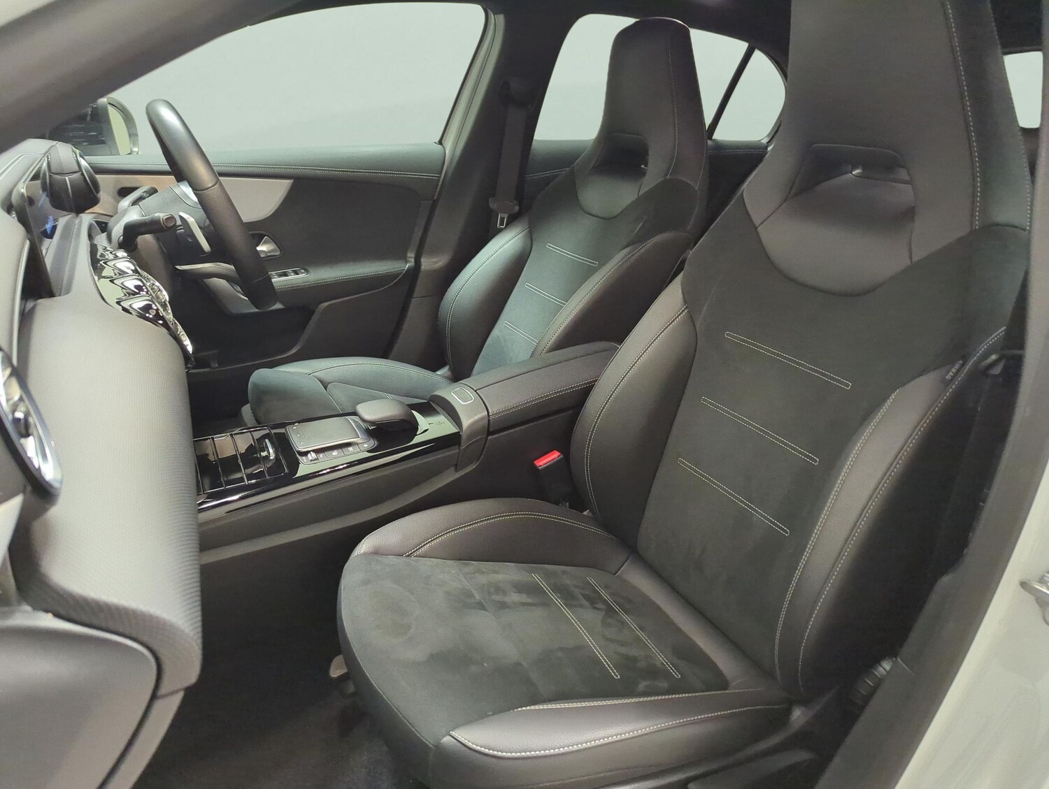 Used Mercedes-Benz A-Class 2022 for sale - 78149439: Photo 6