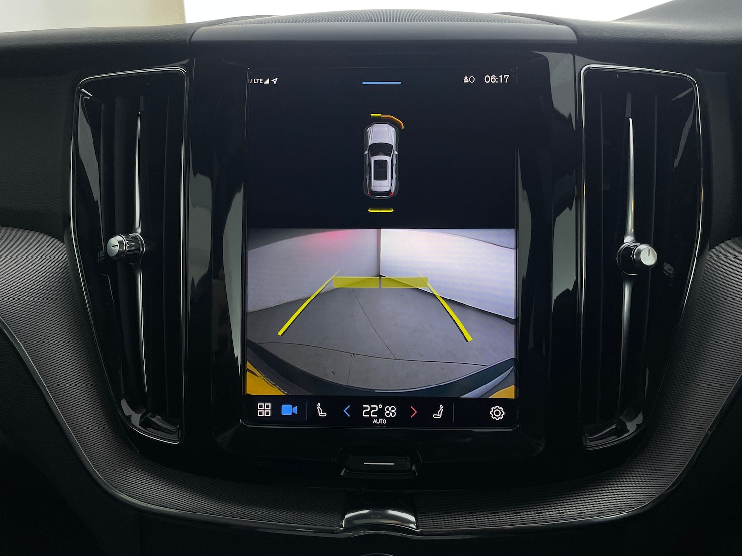 Used Volvo XC60 2021 for sale - 77167444: Photo 23