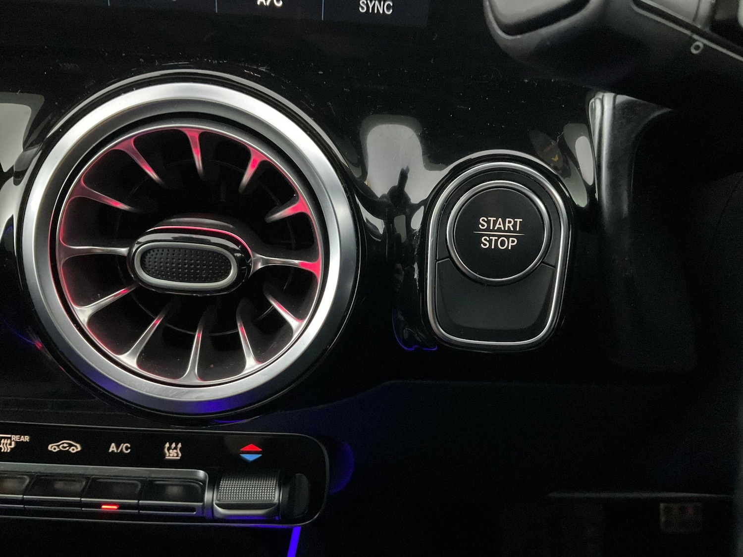 Used Mercedes-Benz EQA 2022 for sale - 76362418: Photo 28