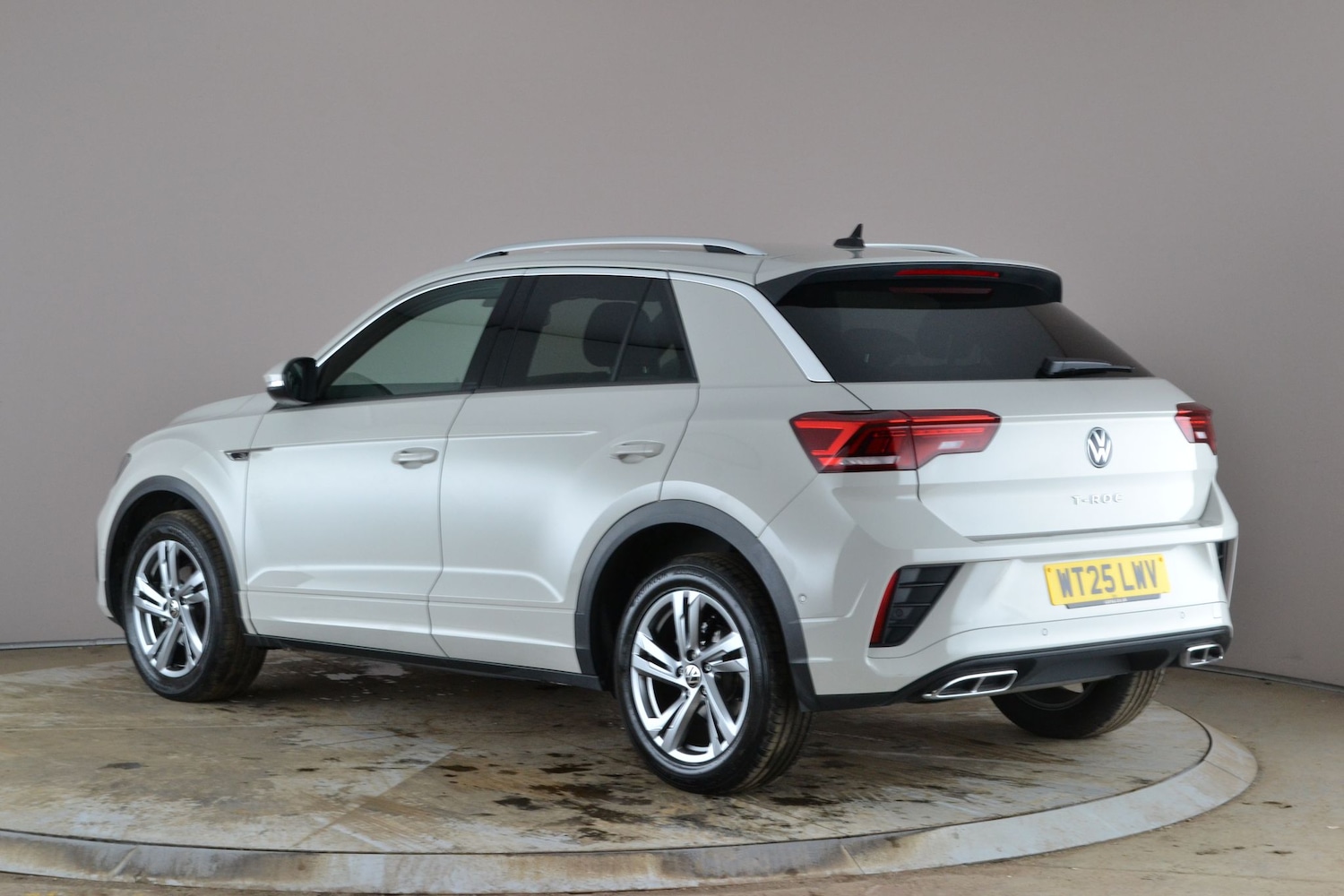 Used Volkswagen T-Roc 2025 for sale - 78082047: Photo 11