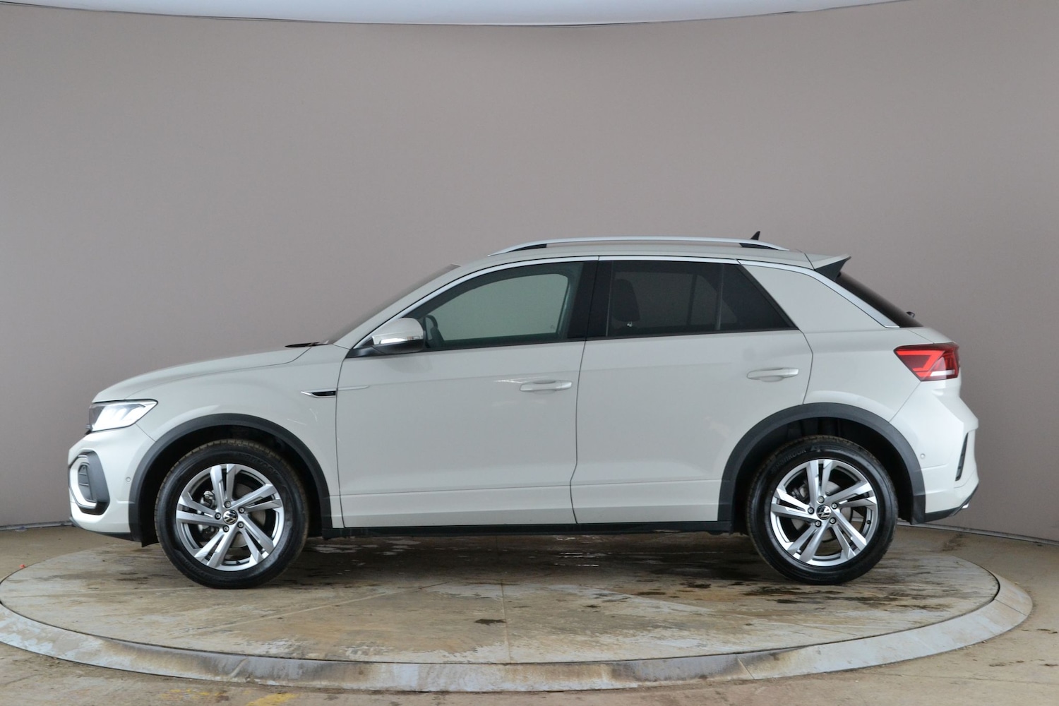 Used Volkswagen T-Roc 2025 for sale - 78082047: Photo 12