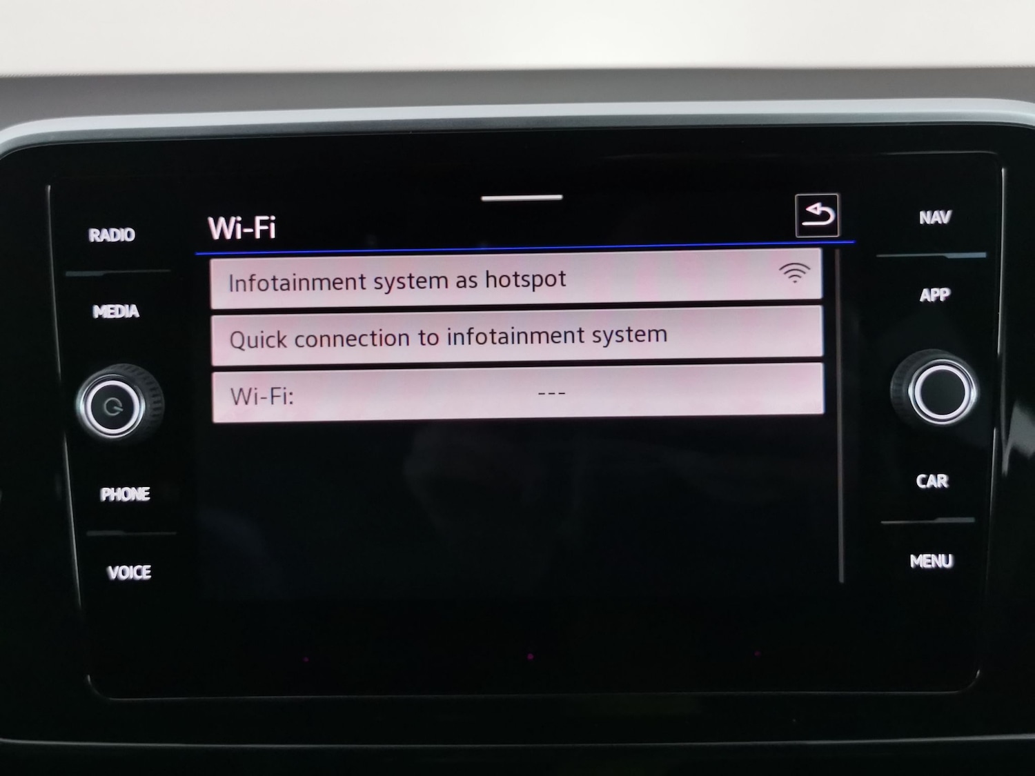 Used Volkswagen T-Roc 2025 for sale - 78082047: Photo 14