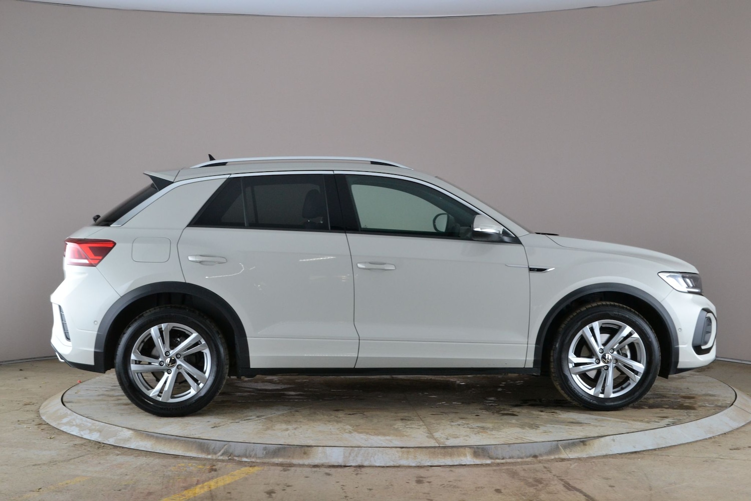 Used Volkswagen T-Roc 2025 for sale - 78082047: Photo 8