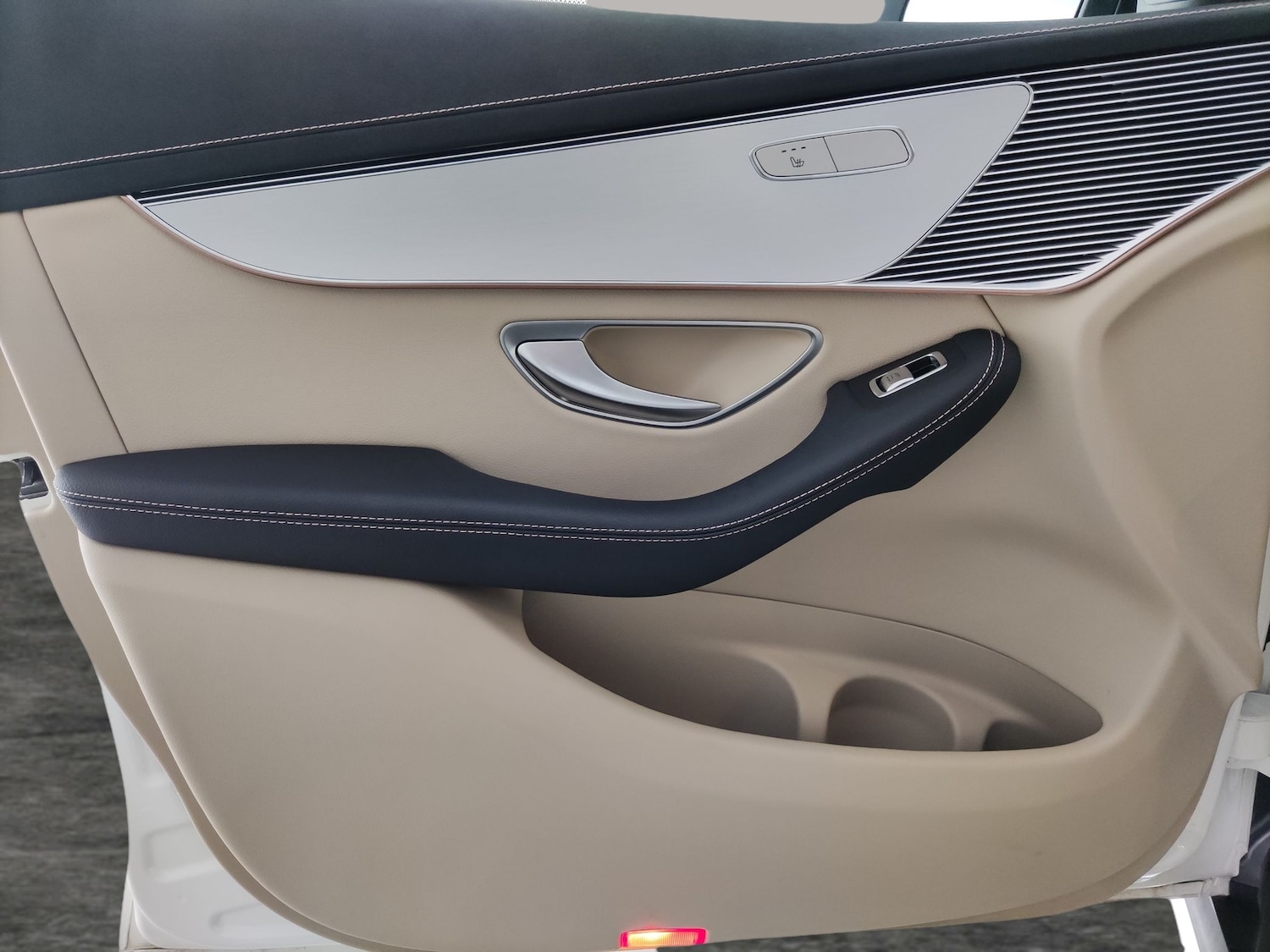 Used Mercedes-Benz EQC 2022 for sale - 78000995: Photo 27