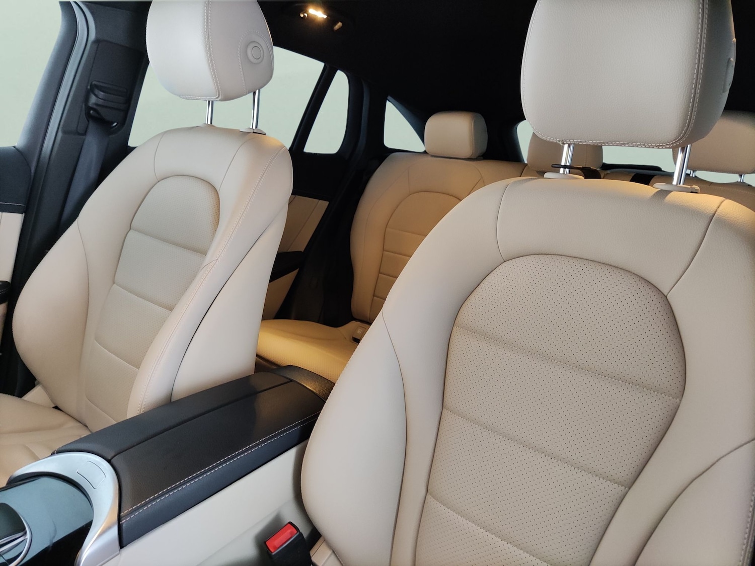 Used Mercedes-Benz EQC 2022 for sale - 78000995: Photo 6