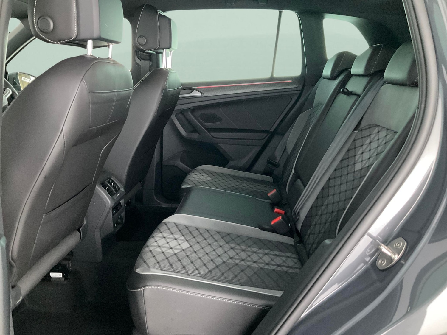 Used Volkswagen Tiguan 2020 for sale - 76288435: Photo 38