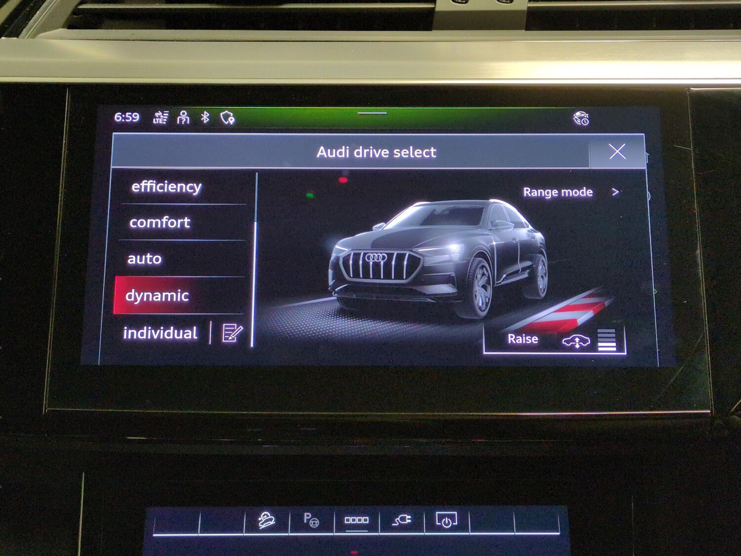 Used Audi e-tron 2023 for sale - 77517329: Photo 17