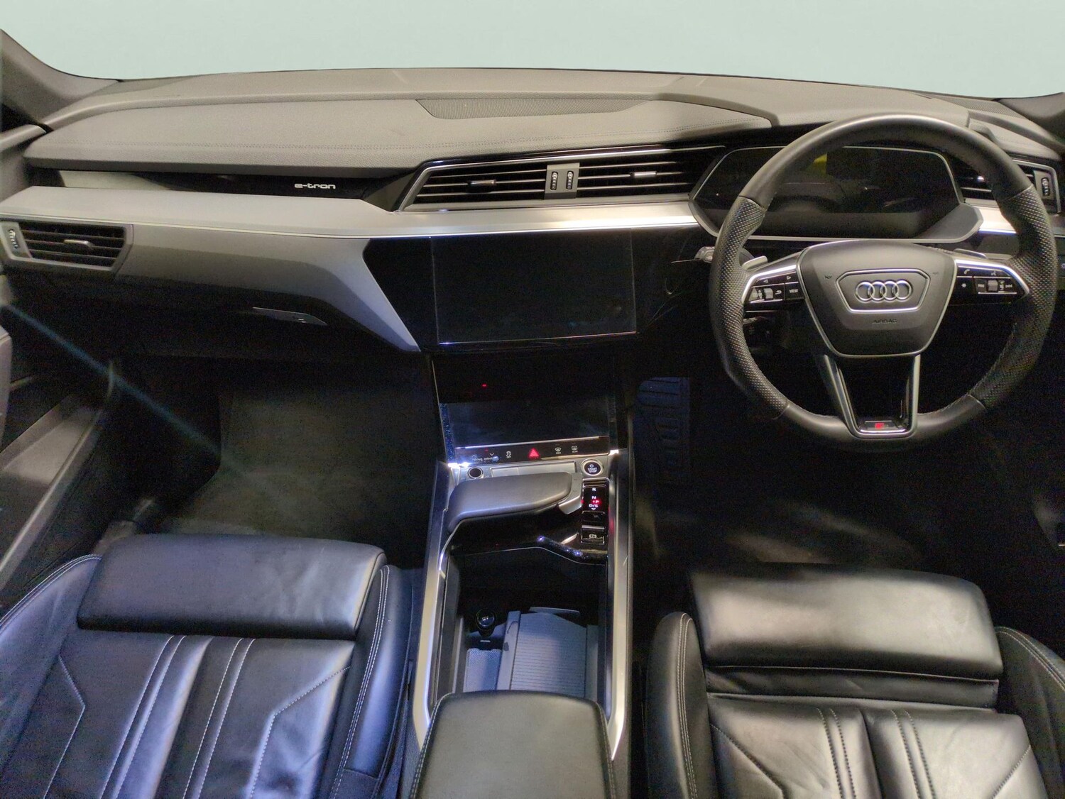 Used Audi e-tron 2023 for sale - 77517329: Photo 8