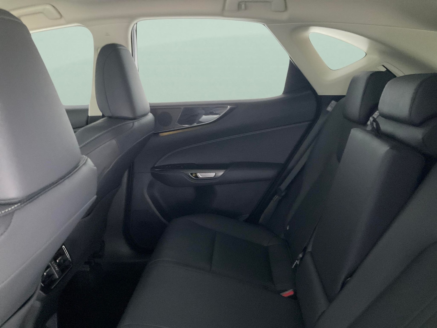 Used Lexus NX 2022 for sale - 76696828: Photo 31