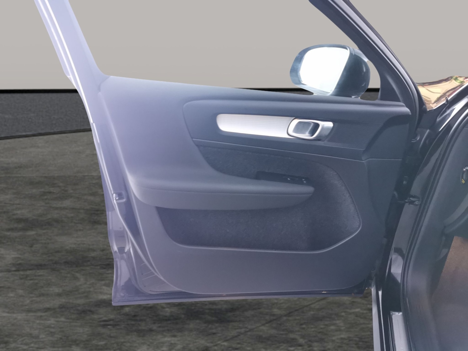 Used Volvo XC40 2022 for sale - 77617463: Photo 28