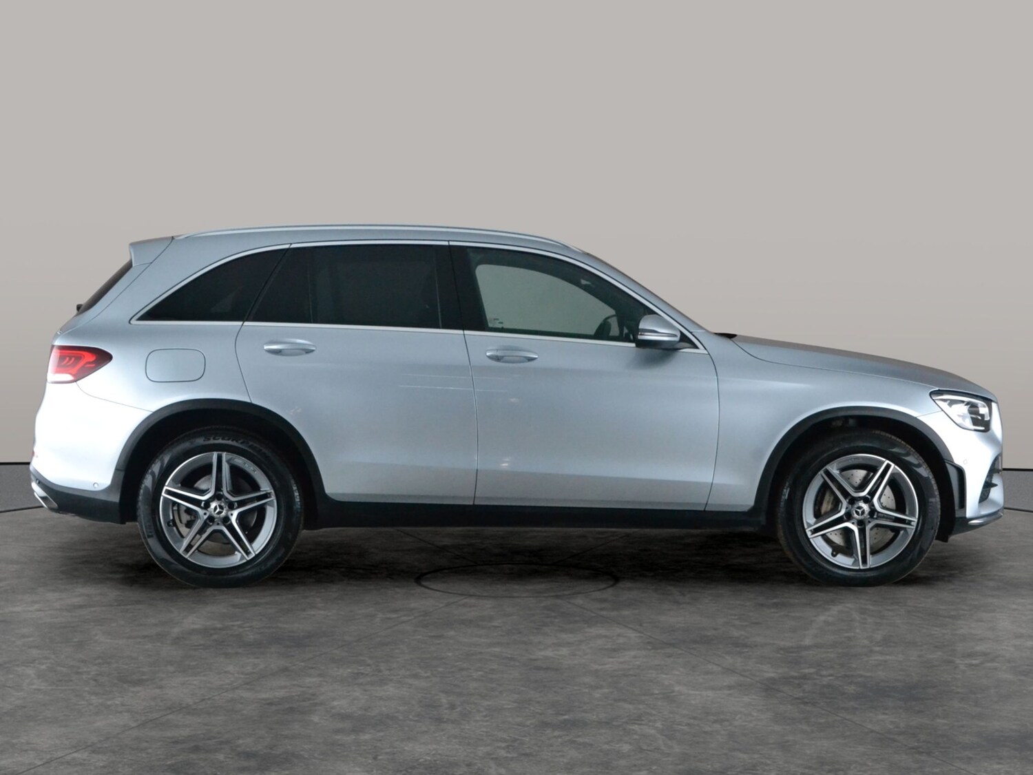 Used Mercedes-Benz GLC 2022 for sale - 77815117: Photo 11