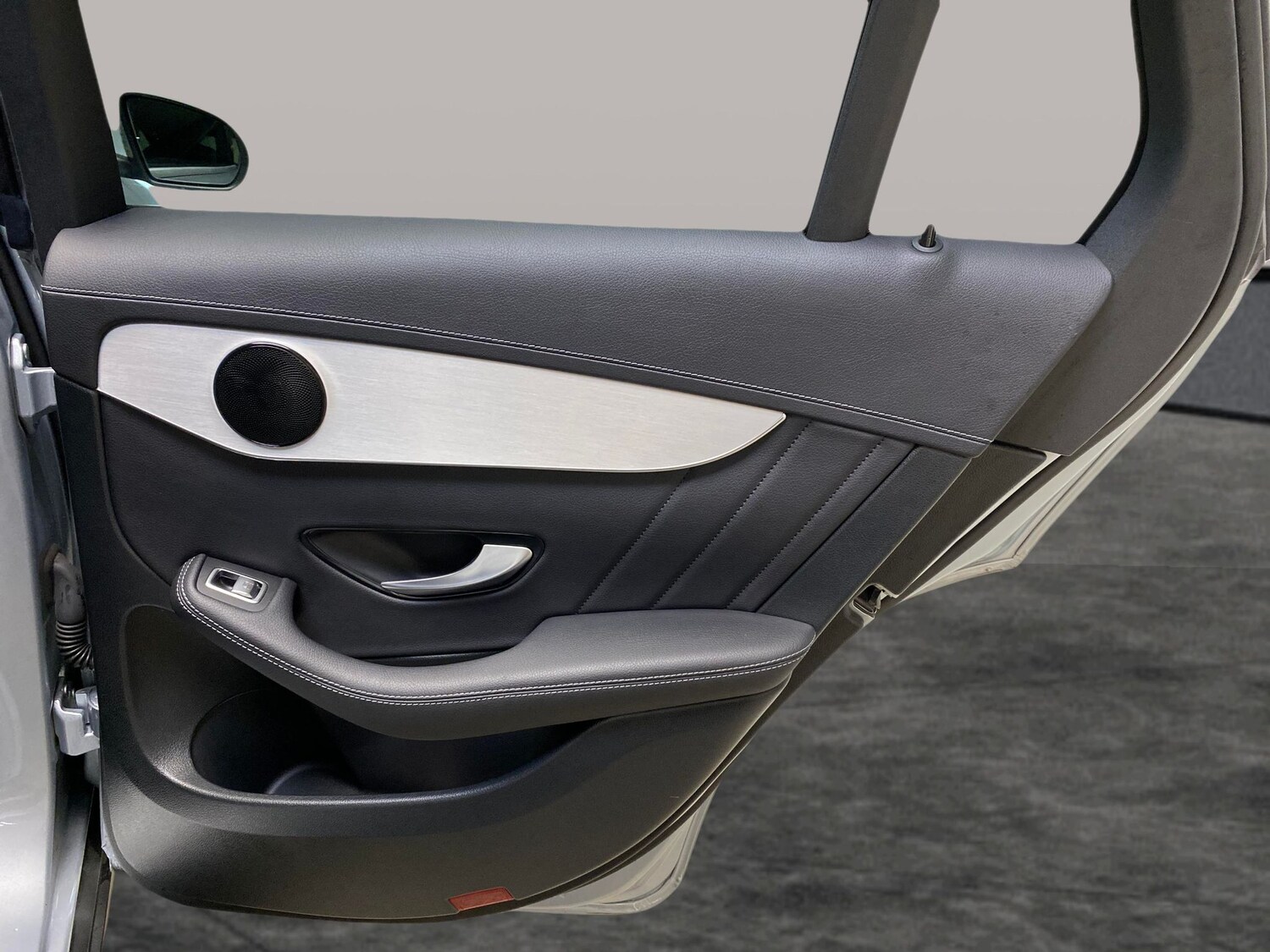 Used Mercedes-Benz GLC 2022 for sale - 77815117: Photo 28