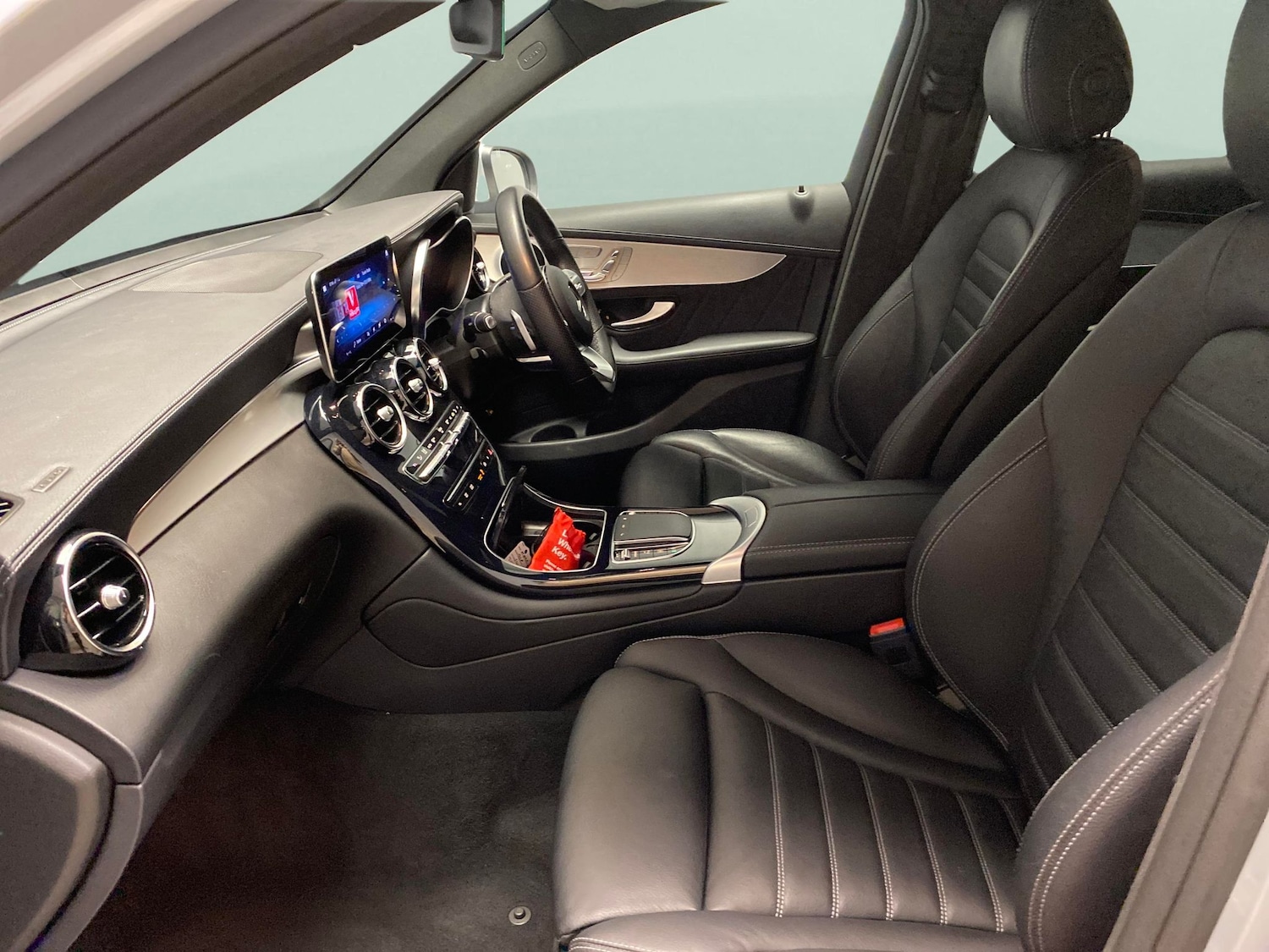 Used Mercedes-Benz GLC 2022 for sale - 77815117: Photo 4