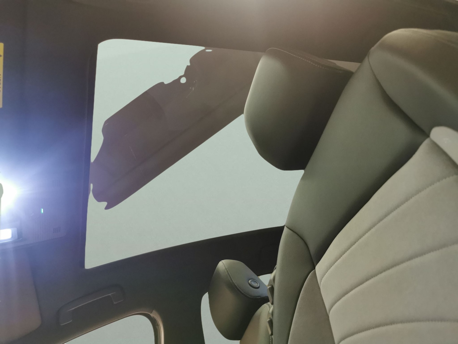 Used Volkswagen ID.3 2023 for sale - 78211010: Photo 5