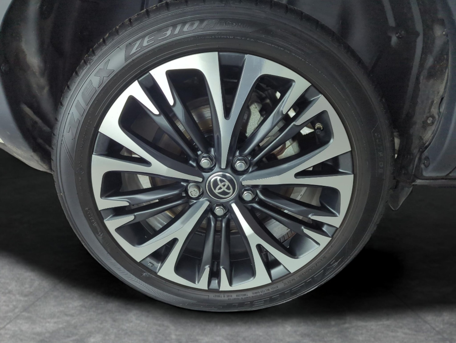 Used Toyota Yaris Cross 2023 for sale - 77404299: Photo 29