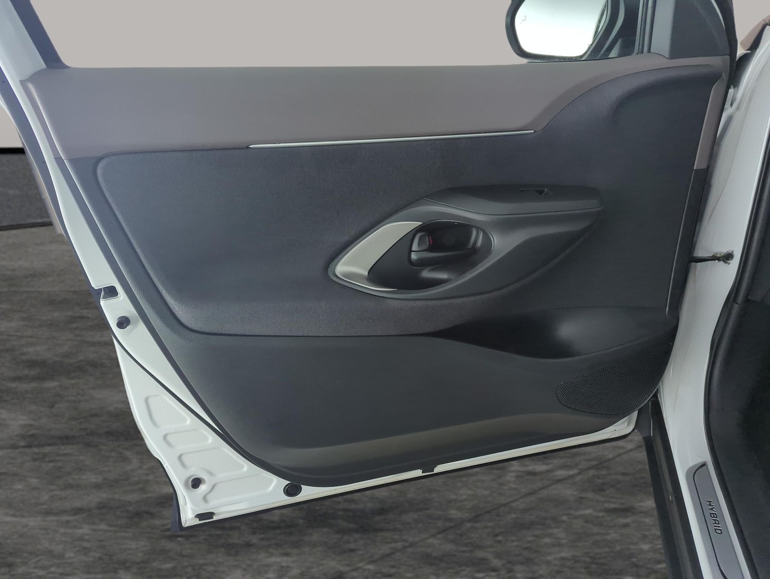 Used Toyota Yaris Cross 2023 for sale - 77404299: Photo 31