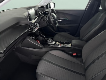 Used Peugeot 2008 2021 for sale - 79055634: Photo