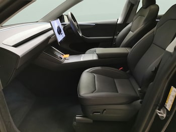 Used Tesla Model Y undefined for sale - 78390703: Photo