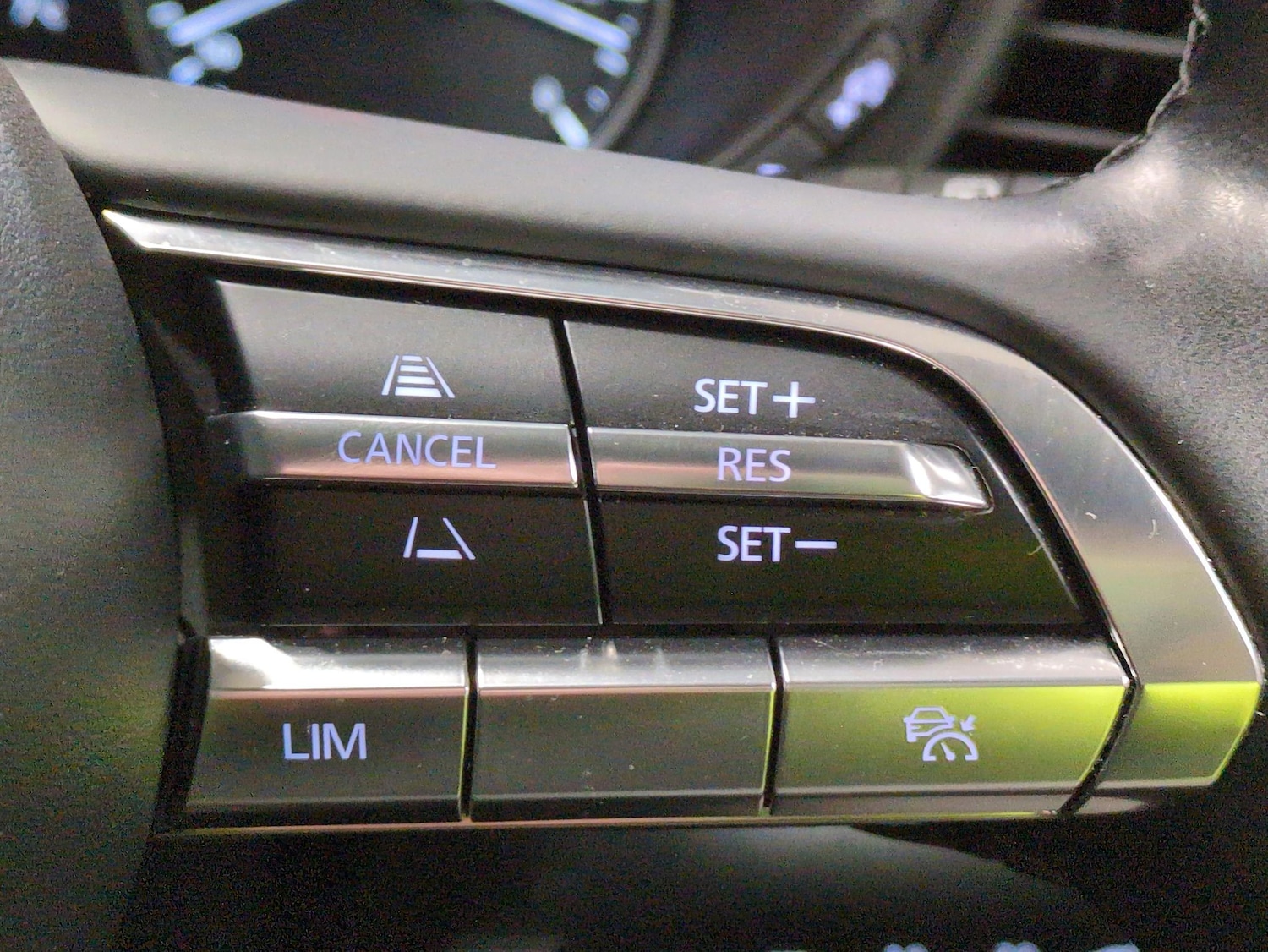 Used Mazda CX-30 2023 for sale - 77636376: Photo 21