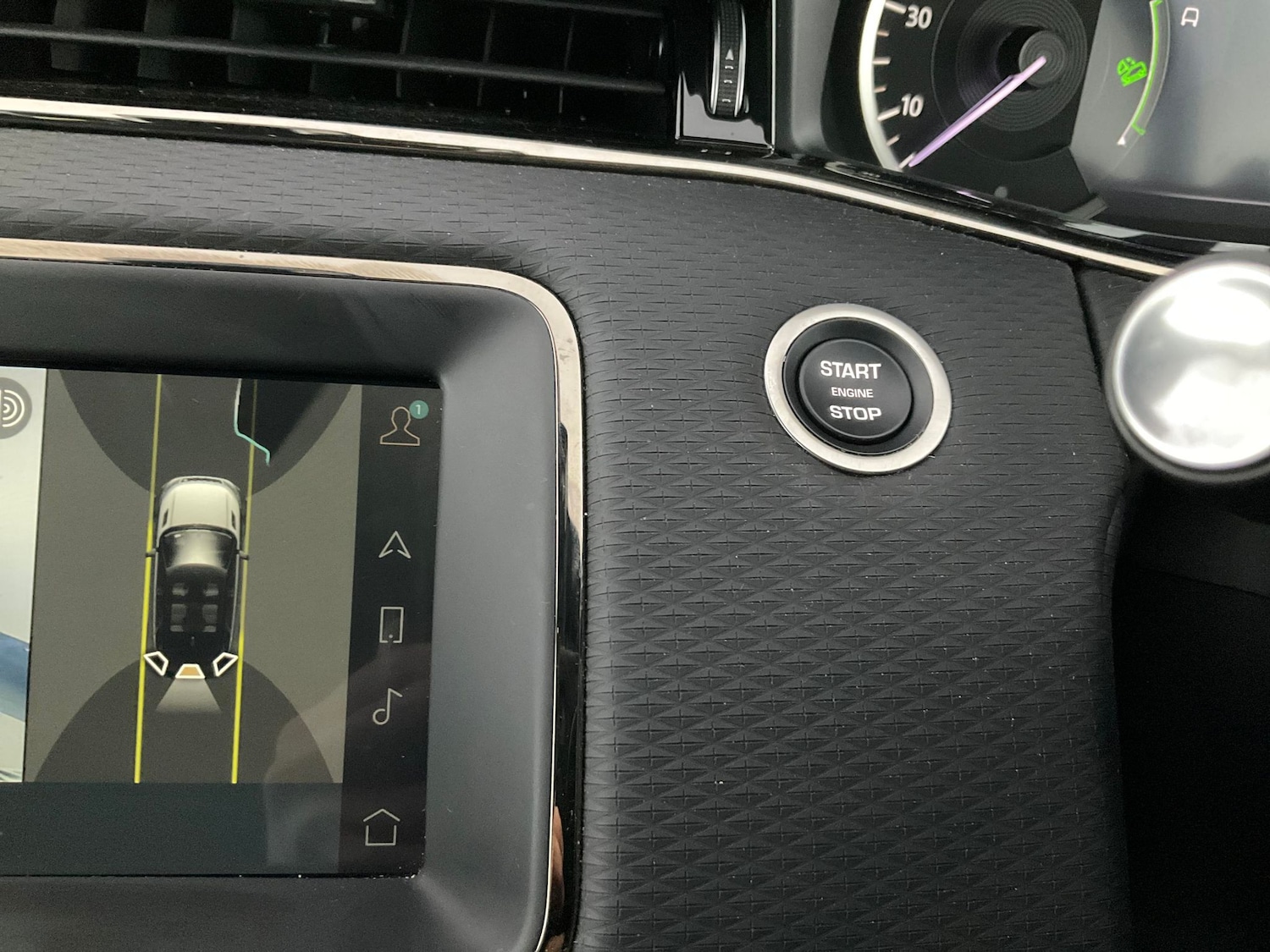 Used Land Rover Range Rover Evoque 2022 for sale - 76603181: Photo 20