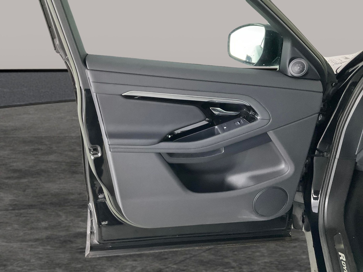 Used Land Rover Range Rover Evoque 2022 for sale - 76603181: Photo 29