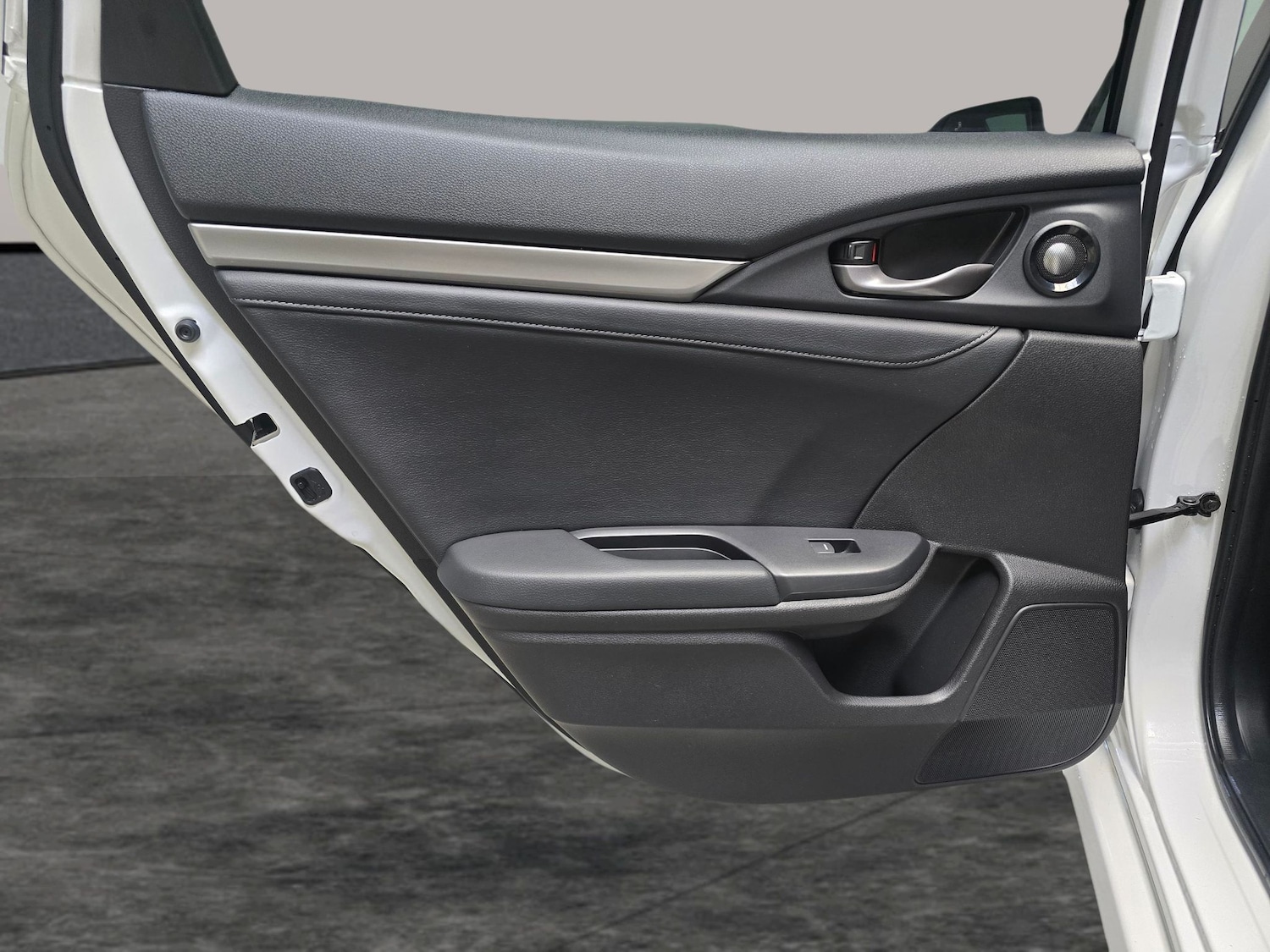 Used Honda Civic 2021 for sale - 77614926: Photo 30