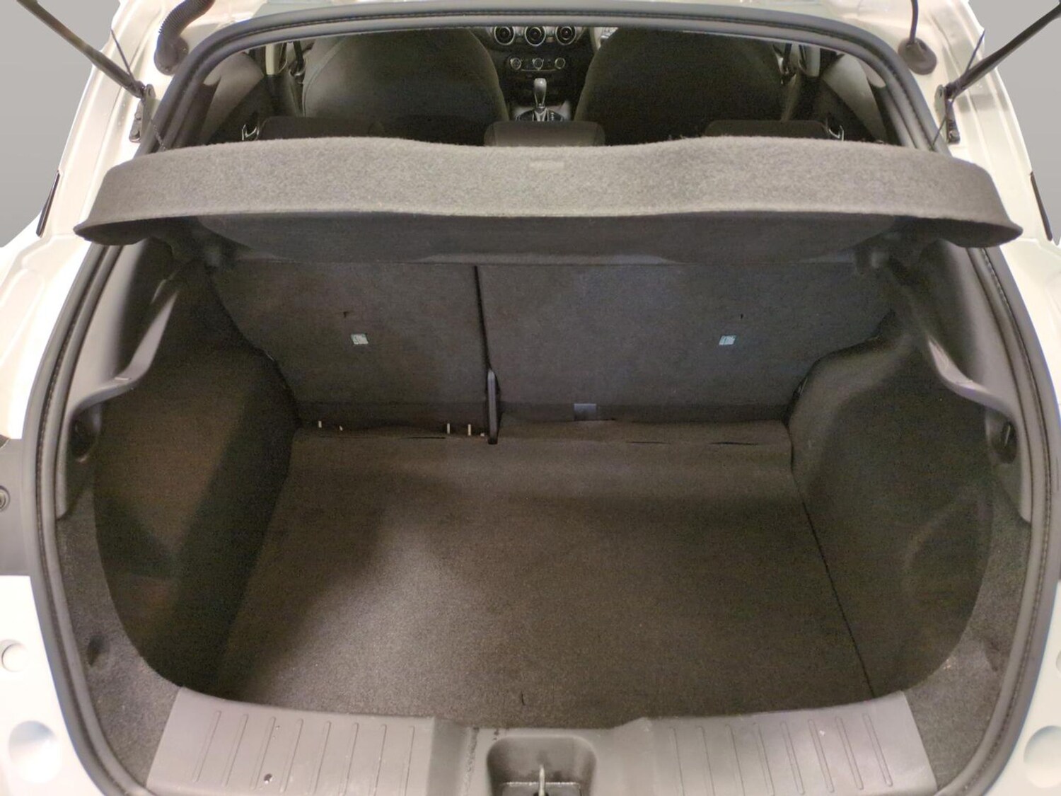 Used Nissan Juke 2023 for sale - 77928235: Photo 32