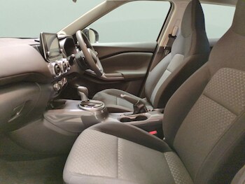 Used Nissan Juke 2023 for sale - 77928235: Photo