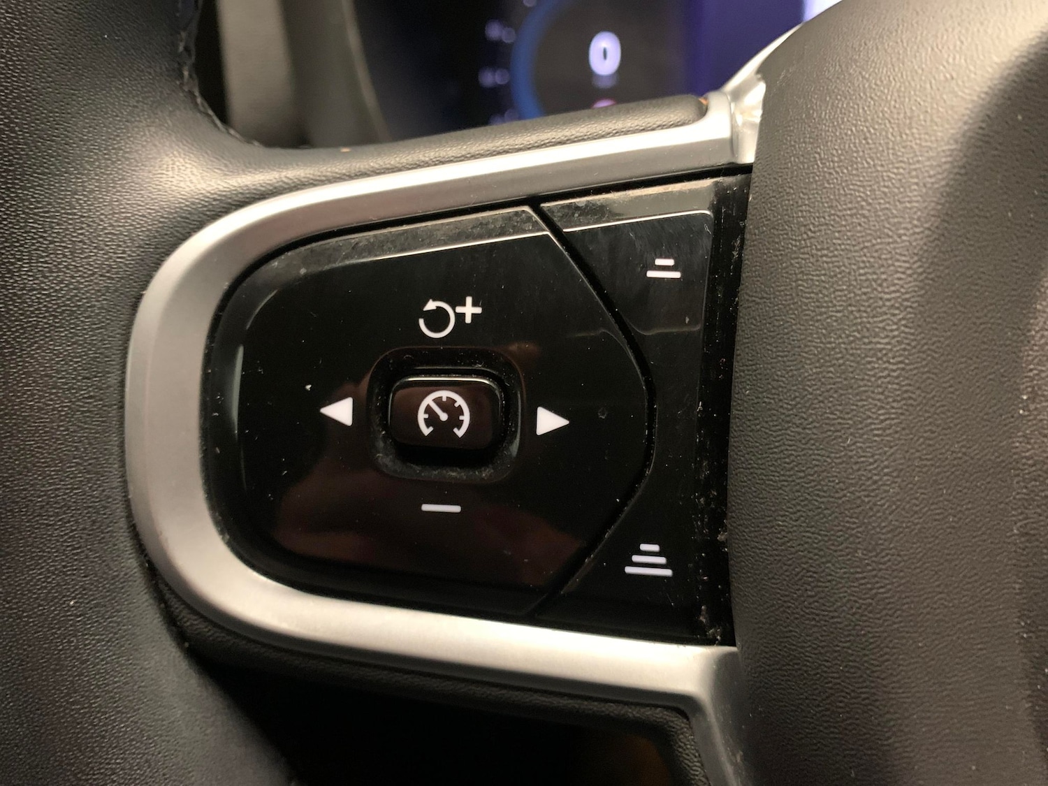 Used Volvo XC60 2021 for sale - 77269707: Photo 17