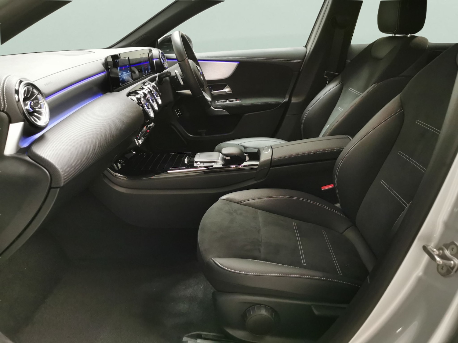 Used Mercedes-Benz A-Class 2021 for sale - 77401476: Photo 4