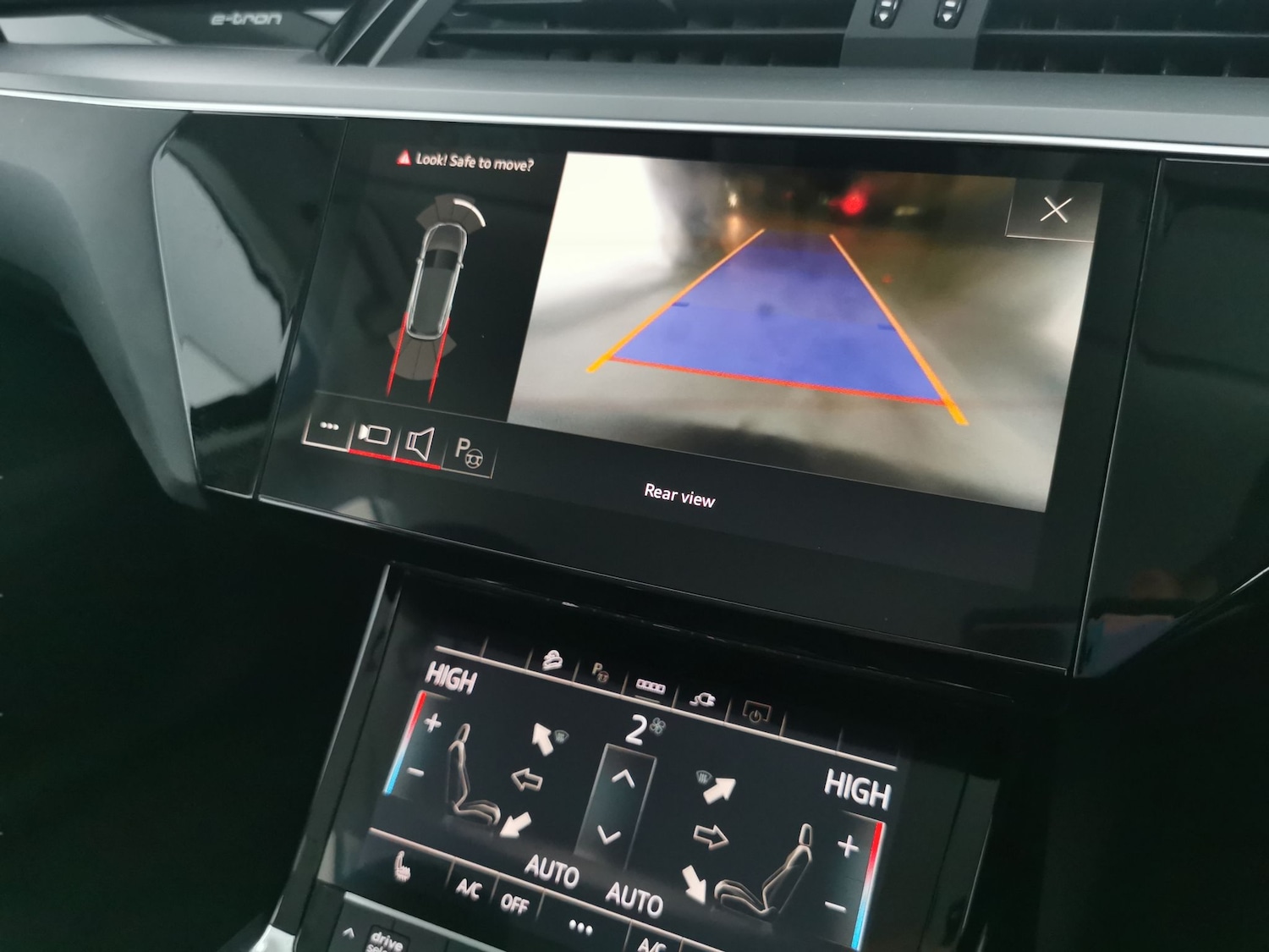 Used Audi e-tron for sale - 76969480: Photo 6