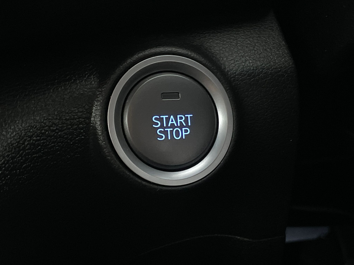 Used Hyundai KONA 2023 for sale - 76144050: Photo 31