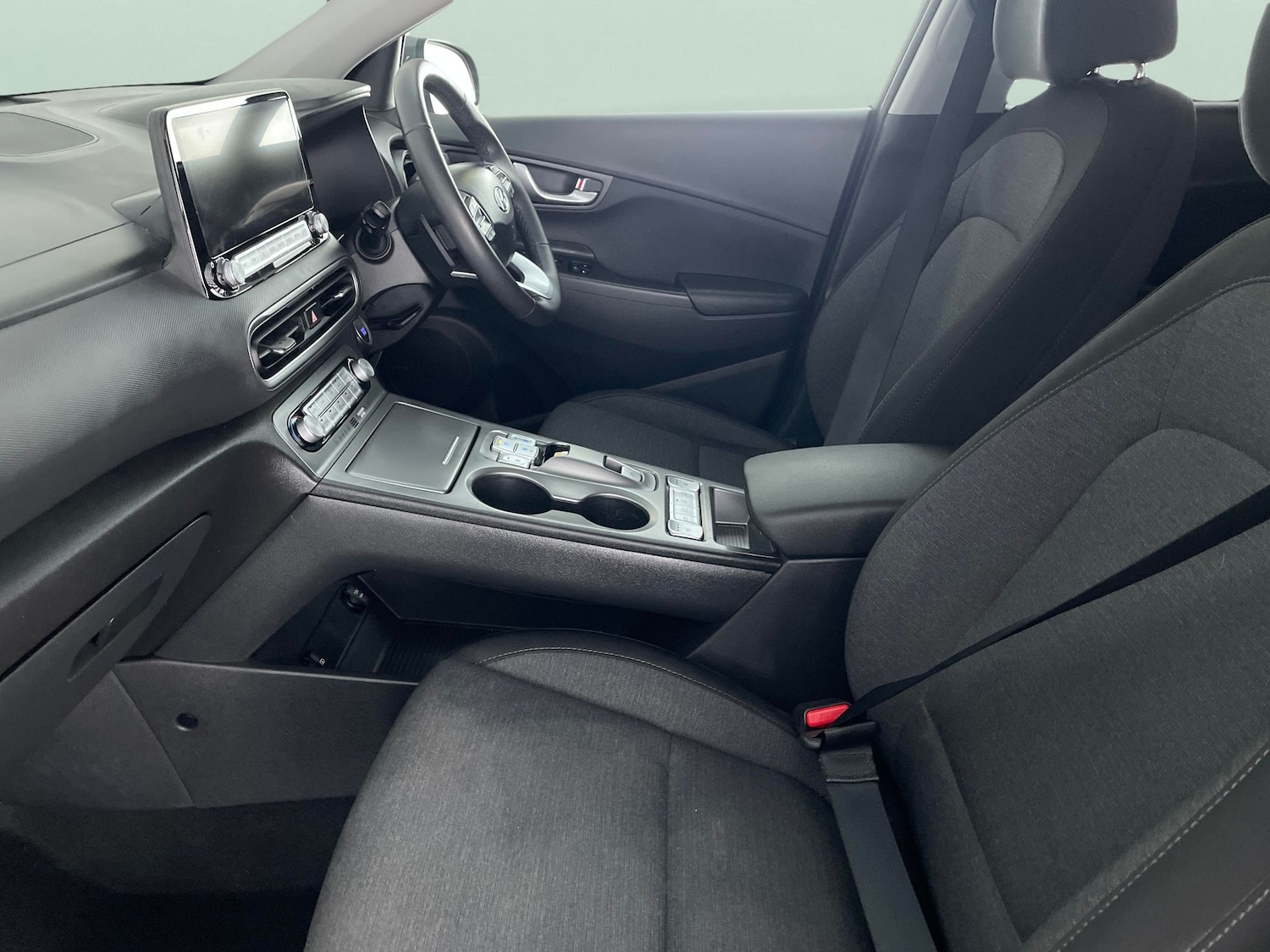 Used Hyundai KONA 2023 for sale - 76144050: Photo 5