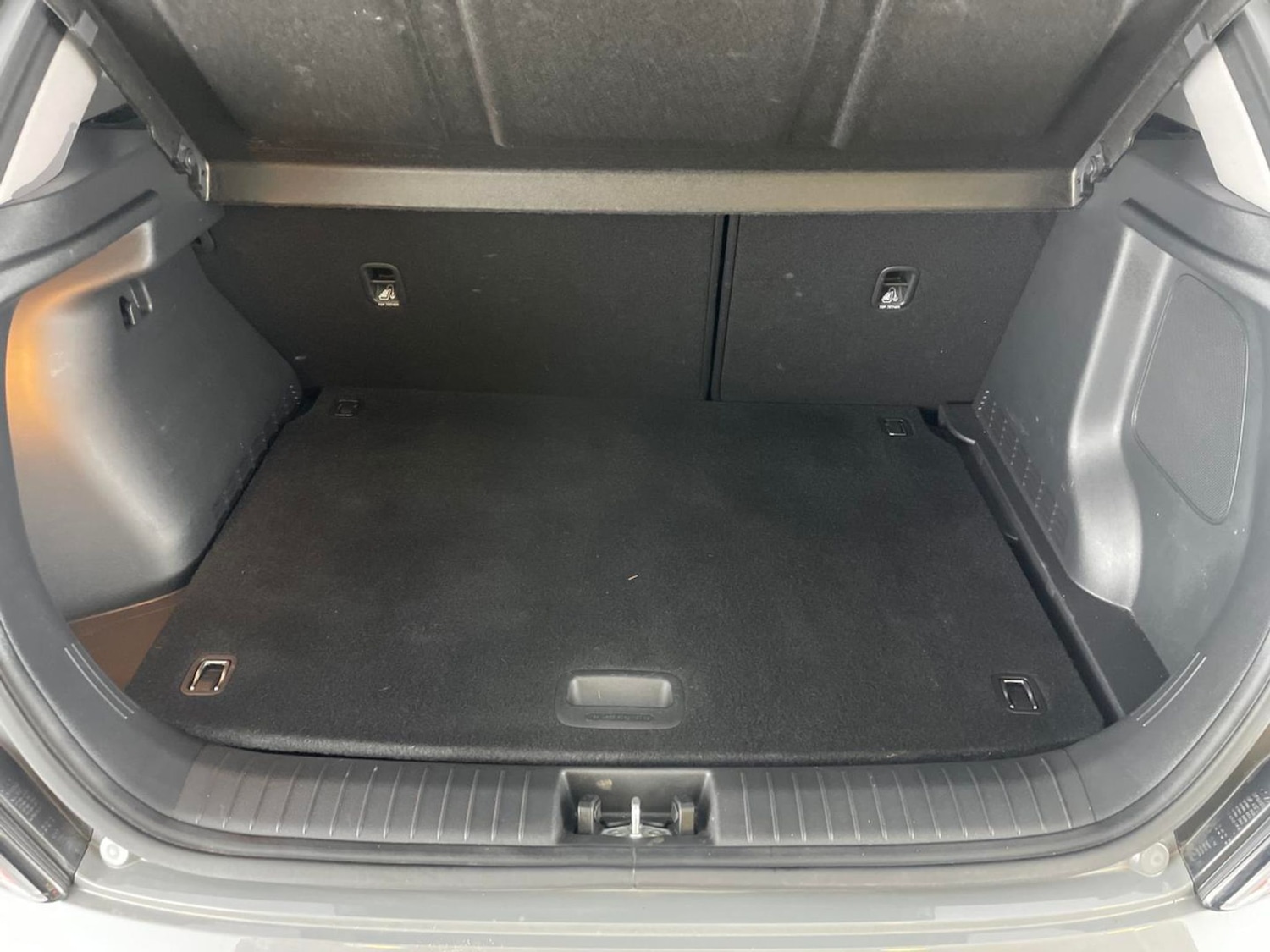 Used Hyundai KONA 2023 for sale - 76144050: Photo 51