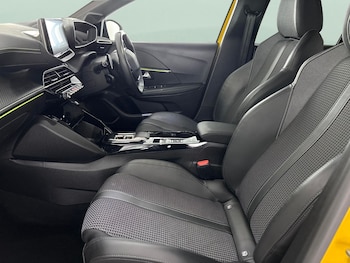 Used Peugeot 208 2023 for sale - 79376615: Photo