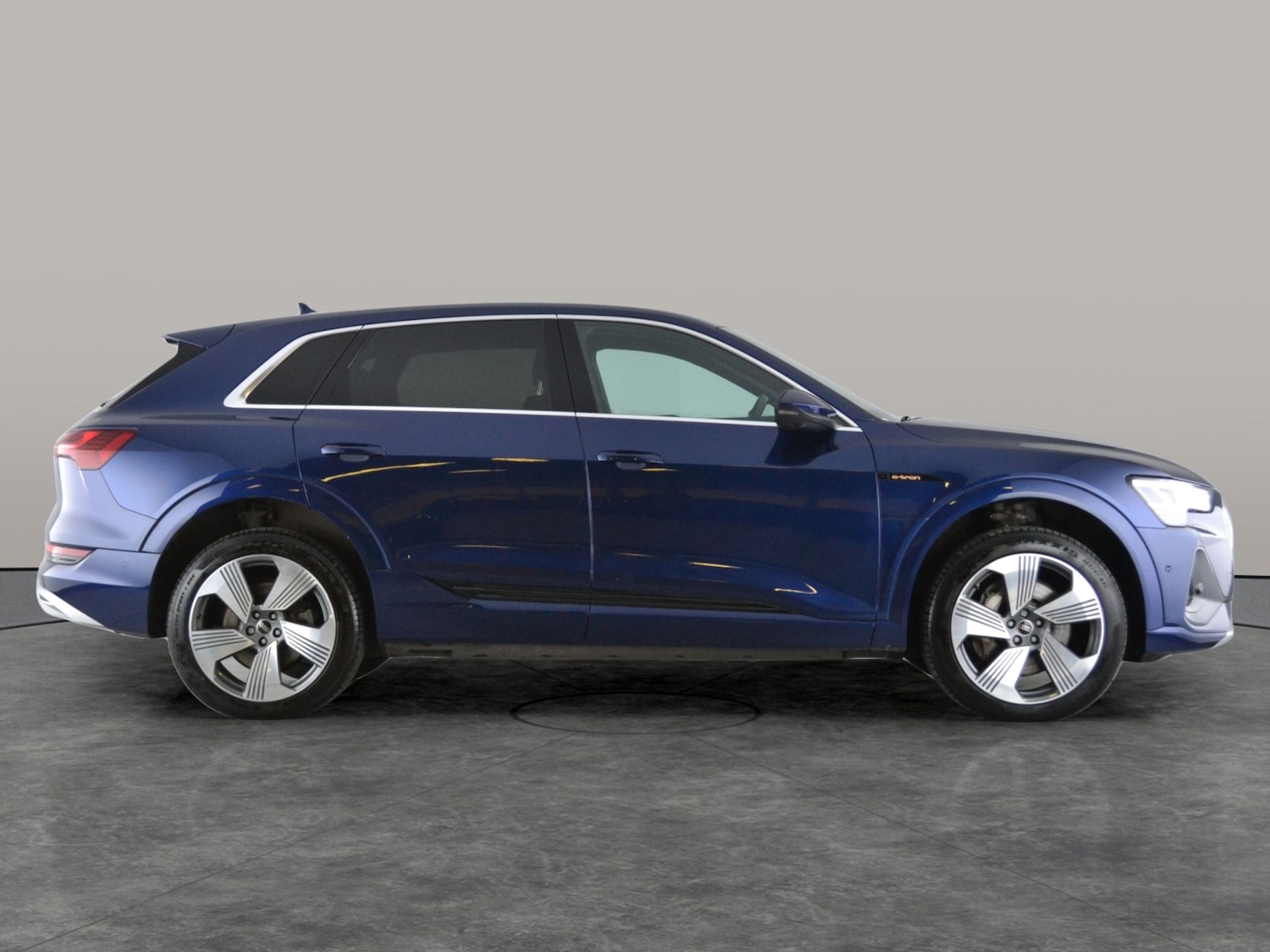 Used Audi e-tron 2022 for sale - 76444617: Photo 18