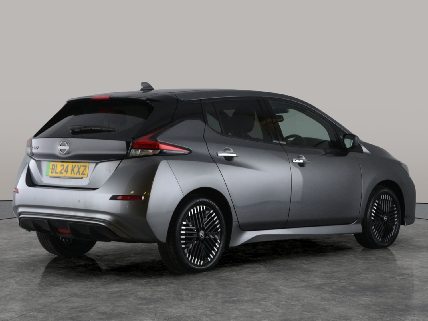 Used Nissan Leaf 2024 for sale - 77563526: Photo 12