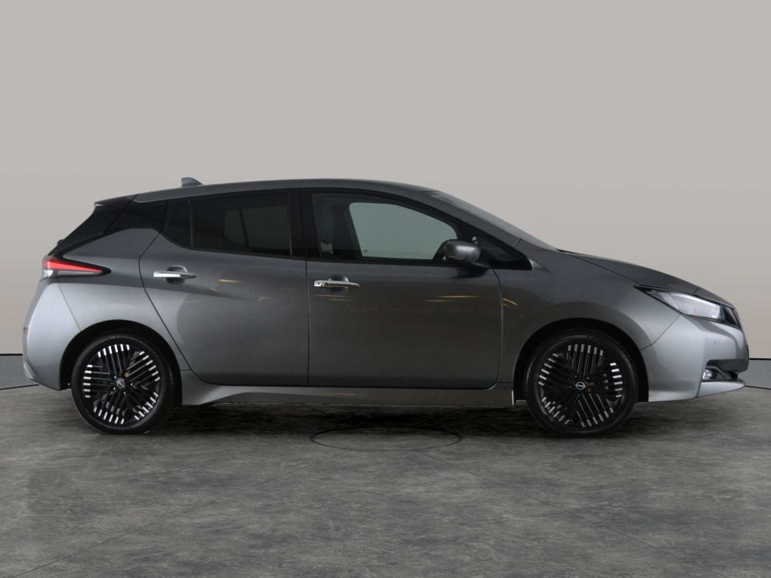 Used Nissan Leaf 2024 for sale - 77563526: Photo 13