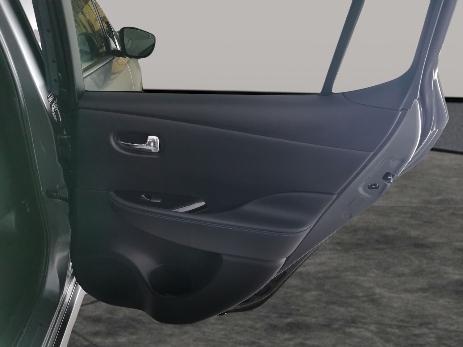 Used Nissan Leaf 2024 for sale - 77563526: Photo 30