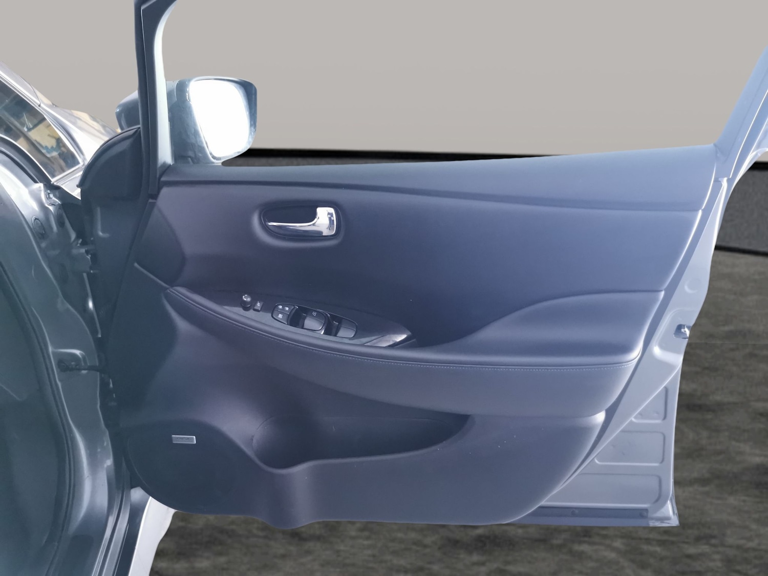 Used Nissan Leaf 2024 for sale - 77563526: Photo 31