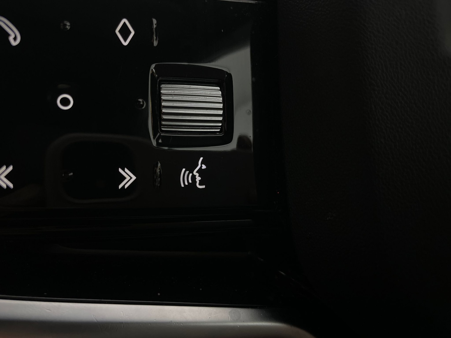 Used Land Rover Range Rover Evoque 2022 for sale - 77234290: Photo 24