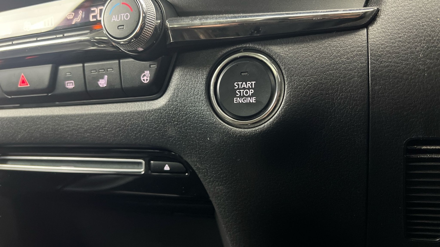 Used Mazda CX-30 2020 for sale - 77255744: Photo 28