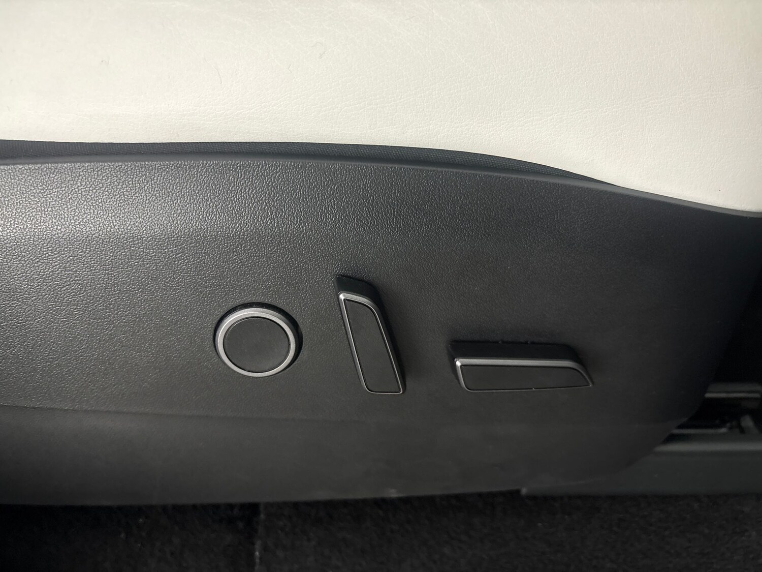 Used Tesla Model Y for sale - 77364934: Photo 29