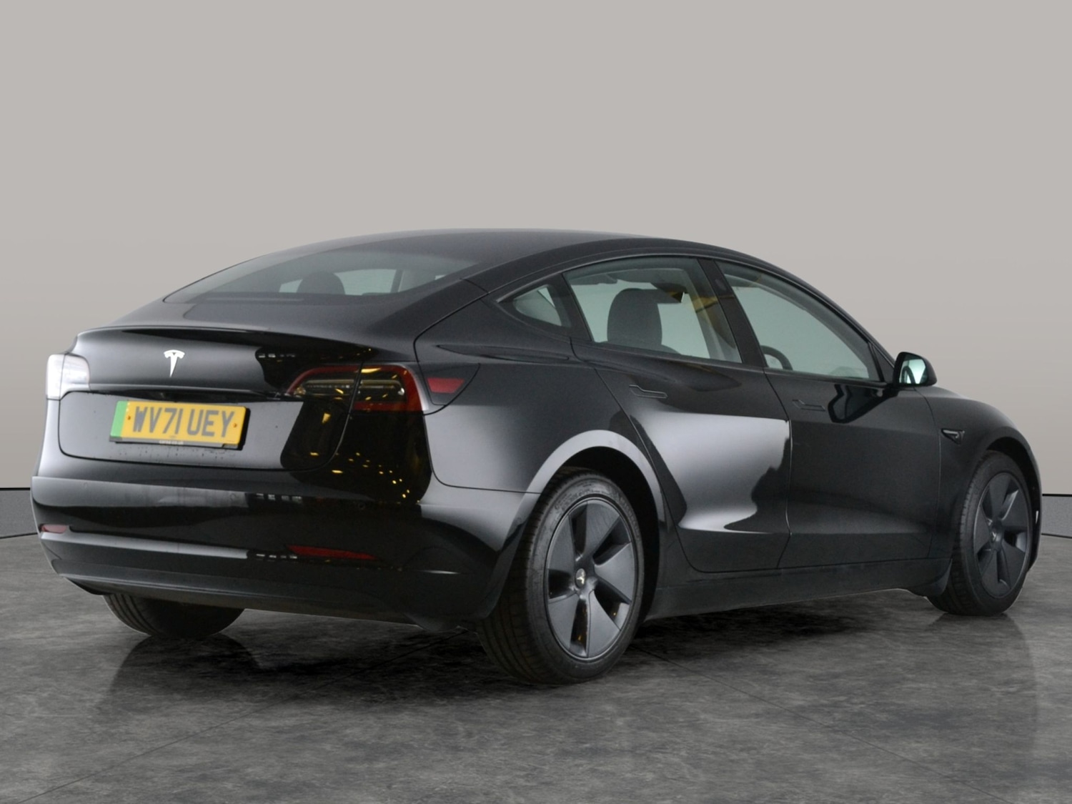Used Tesla Model 3 2021 for sale - 76379187: Photo 17