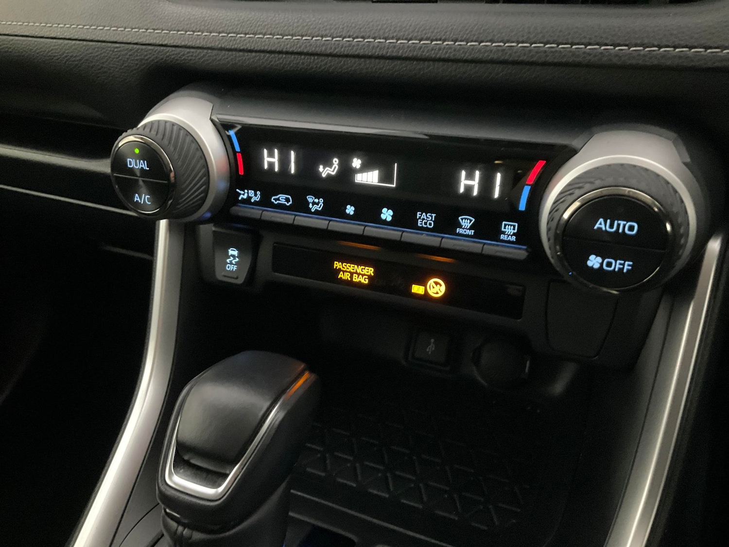 Used Toyota RAV4 2022 for sale - 76364943: Photo 21