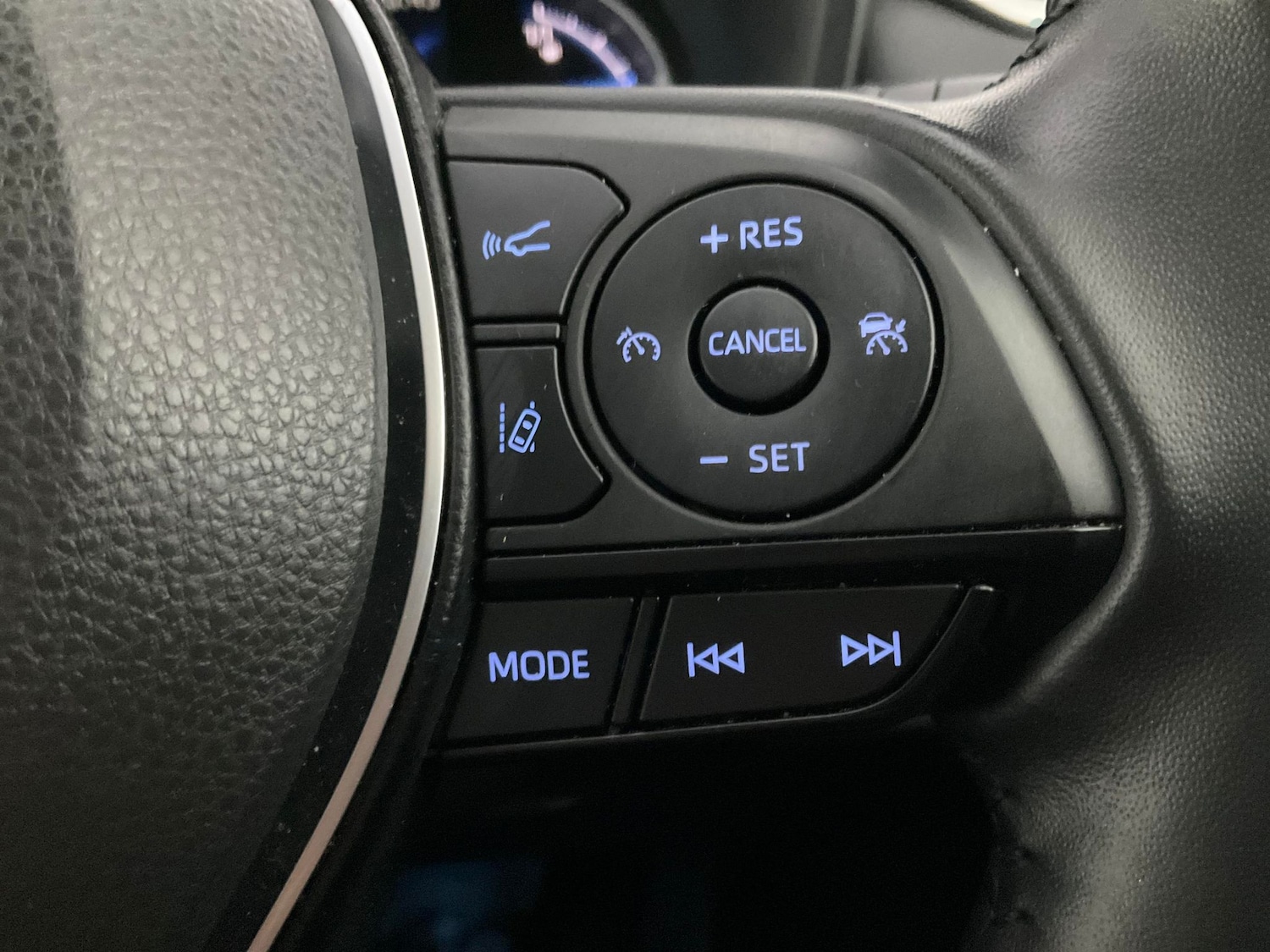 Used Toyota RAV4 2022 for sale - 76364943: Photo 26