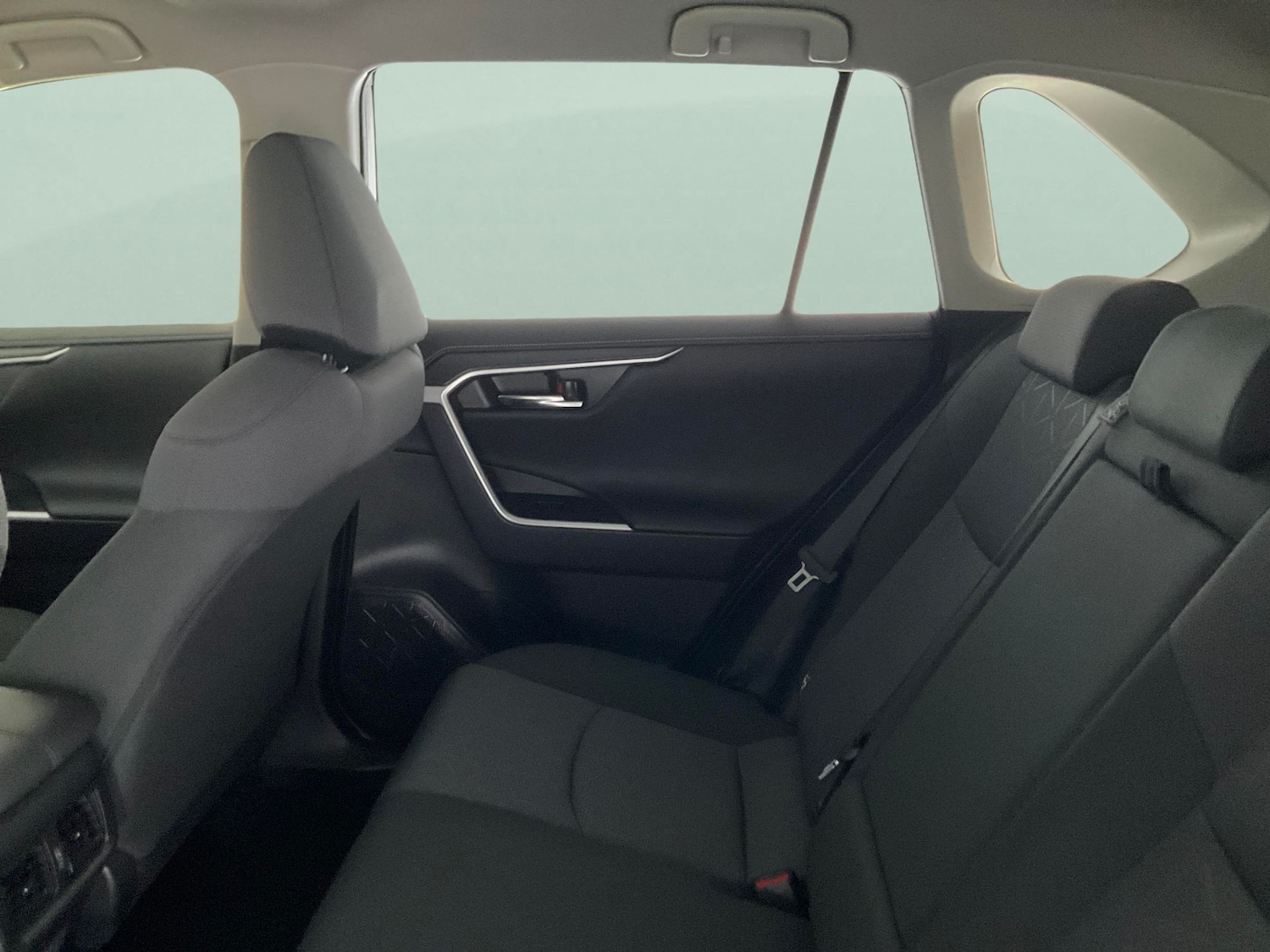 Used Toyota RAV4 2022 for sale - 76364943: Photo 32